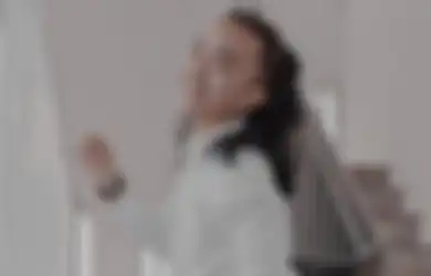 Senyumnya Tak Berhenti Mengembang Sambil Kibaskan Rambut, Zinidin Zidan Diduga Pura-pura Kena Mental, Sosok Ini Punya Bukti Teman Duet Tri Suaka Asik Bergoyang Pasca Namanya Viral