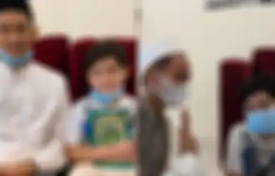 Ikut Pesantren Kilat, Rafathar Kepergok Menangis Tersedu-sedu, Warganet: A' Mama Papa Pengi Kamu Lebih Baik Lagi