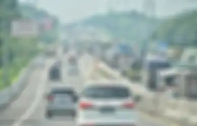 Situasi Tol Jakarta-Cikampek di Hari Lebaran, Pantau Lewat Aplikasi Travoy