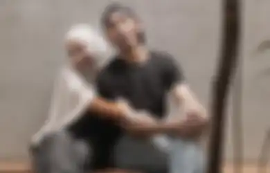 Difoto Saat Tidak Menggunakan Hijab, Putri Anne Ngamuk Bukan Main Rumahnya Disantroni Para Penguntit, Tantang Para Pelaku untuk Lakukan Hal Ini