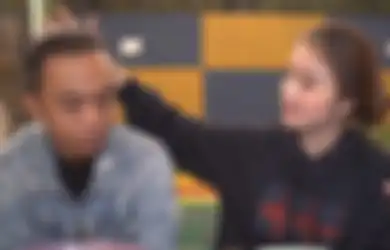 Jejak Digital Kemesraan Chandrika Chika dan Zinidin Zidan, Pernah Nyanyi Lagu Romantis Bareng, Kini Didoakan Netizen Berjodoh: Cocok Nih Berdua Sama-sama Viral!