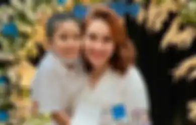 15 Tahun Sukses Berkarier Sampai Rela Nabung Bertahun-tahun Demi Hengkang dari Gang Depok, Ayu Ting Ting Ngaku Masih Terus Dibuntuti Orang Tua