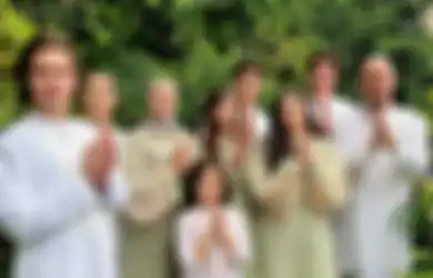 Kekasih Dul Jaelani Sudah Berani Panggil Ayah, Sikap Ahmad Dhani di Hari Lebaran Jadi Sorotan, Foto Anak-anak Mulan Jameela Banyak Dikomentari