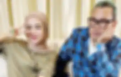 'Ini Jelas Pemalsuan!' Medina Zein Diduga Pakai Bukti Transfer Editan, Sosok Ini Beri Pengakuan Mengejutkan ke Uya Kuya, Kebohongan Istri Lukman Azhari Terkuak