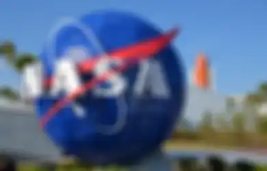 Demi Tarik Perhatian Alien, NASA Siap Kirim Gambar Pria dan Wanita Telanjang ke Luar Angkasa