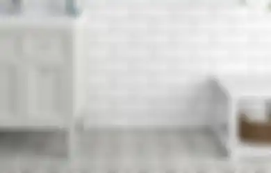 Dimulai dari Rp 75 Ribuan, Ini yang Harus Diperhatikan Saat Ganti Subway Tile di Kamar Mandi