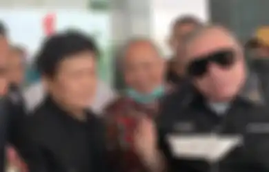 Tantang Hotman Paris, Ini Foto Mantan Suami Iqlima Kim, Ternyata Punya Profil Begini