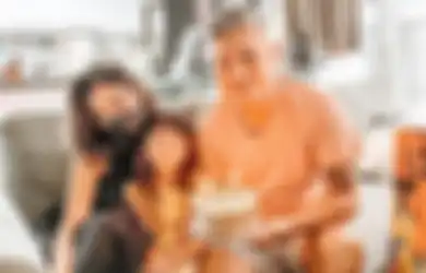 Mantan Selingkuhan Gisel Banting Tulang dengan Cara Begini, Keluarga Gading Marten Kembali Utuh, Foto Orangtua Gempi Bikin Netizen Kompak