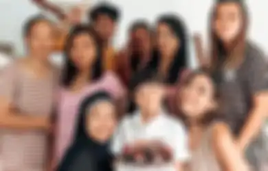 Dihujat Panggil Kuda dengan Nama Aisyah, Perlakuan Gisel ke Pengasuh Gempi Bikin Syok, Janda Gading Marten Malah Pamer Foto Begini