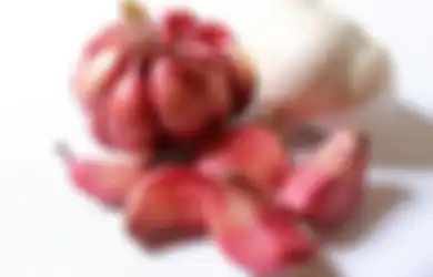 Cara Meracik Bawang Merah dan Bawang Putih untuk Suburkan Tanaman, Begini Tipsnya!
