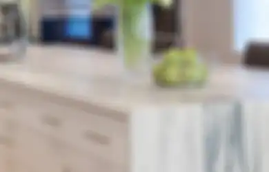 Tertarik untuk Menggunakan Batu Alam pada Meja Dapur? Pertimbangkan Terlebih Dahulu Pro dan Kontranya
