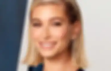 Hailey Bieber Sampai Buat Jadwal Main Instagram Demi Kesehatan Mental