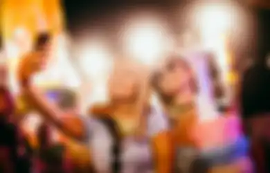 Tips Selfie Pas Nonton Konser, Jangan Sampai Ganggu Penonton Lain!