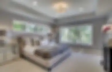 Kamar Tidur Terasa Redup dan Suram? Tingkatkan Pencahayaan Ruangan dengan Trik Berikut Ini!
