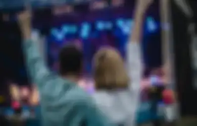 Worth a Try! Gini 5 Cara Dapatkan Gebetan Baru di Festival Musik
