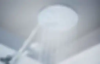 Mandi Terlalu Sering Tidak Baik untuk Kesehatan Kulit? Berikut Penjelasannya!