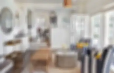 Jangan Takut untuk Menambahkan Pola Garis-garis ke Interior Rumah! Mulailah dengan Benda Satu Ini