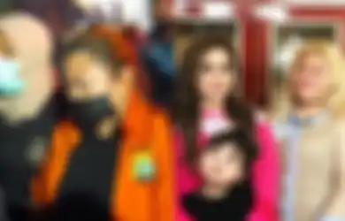 Umur 7 Tahun Ditinggal Ibunya Mendekam Dipenjara, Anak Olivia Nathania Menangis Tahan Rindu, Hati Nia Daniaty Hancur: Dia Tahunya Mama di Pesantren