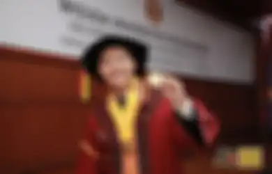Lulus 3,5 Tahun dengan IPK Nyaris Sempurna, Teguh Ammar Taqiyyuddin Jadi Wisudawan Terbaik Unpad