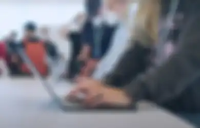 (Video) Kumpulan Hands-On MacBook Air M2 di Apple Park, Tipis Banget!