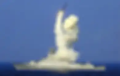 Luncurkan Rudal Kalibr dari Laut Hitam, Rusia Hancurkan Gudang Senjata AS di Ukraina, Ini Videonya yang Dirilis Kementerian Pertahanan