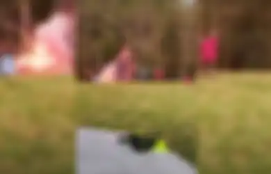 Penuh Kekacauan, Ini yang Terjadi di Balik Video Klip Joji - Glimpse of Us