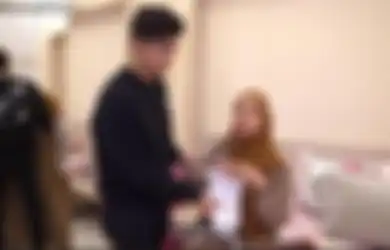 Ria Ricis Bikin Story Tentang Penyebab Rumah Tangga Hancur, Cincin di Jari Manis Jadi Sorotan, Netizen Ingatkan Teuku Ryan