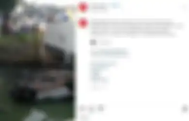 Curi Perhatian Orang yang Melintas, Mobil Terperosok ke Saluran di Tebet Dievakuasi Polisi, Begini Kondisi Pengemudi
