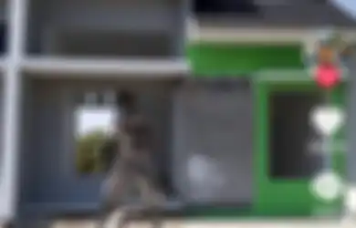Tidur-tiduran di Lantai, Pria Berkacamata di Video Viral Miliki Kisah yang Menyayat Hati, Pacaran Sejak SMP Hingga Nyicil Rumah untuk Menikah Tapi Berujung Hal Ini