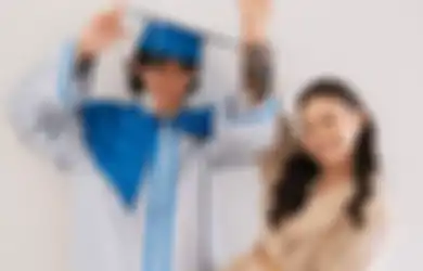 Potret Kelulusan Rizky Langit Ramadhan, Putra Rossa yang Makin Dewasa!