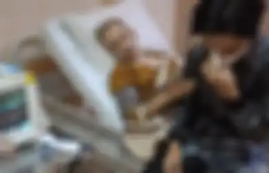 Ruben Onsu Kembali Masuk ICU, Betrand Peto Langsung Bergegas ke Rumah Sakit Usai Manggung, Tangisnya Pecah Sambil Tunjukkan Piala: I Love You Ayah