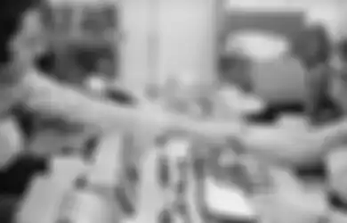  3 Penulis Lagu yang Puluhan Hits-nya Sukses Mencapai No. 1 Pada Tangga Lagu, yang Ketiga Pasti Banyak yang Nggak Kenal