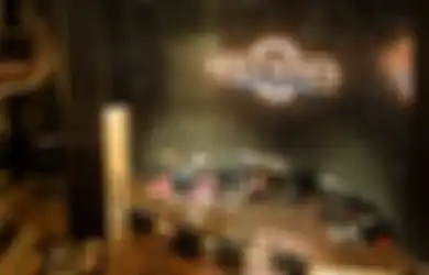 Berdiri Megah Namun Pintu Tertutup Rapat-rapat, Kantor Pusat Holywings di BSD Tangerang Penuh Tumpukan Berkas Berserakan, Intip Potretnya Usai Kasus Miras yang Bikin Geger Banyak Orang
