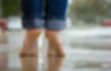 Kemungkinan Terburuk Mungkin Bakal Terjadi, Simak Arti Kedutan di Pertengahan Telapak Kaki Kanan Menurut Primbon Jawa