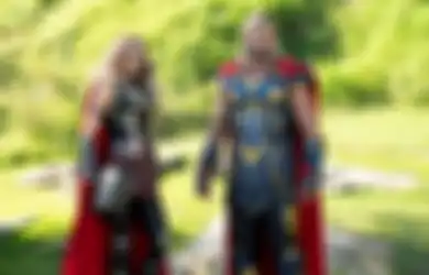 Review Film Thor: Love and Thunder: Si Dewa Petir Masih Kocak Meski Nggak Menawarkan Sesuatu yang Baru
