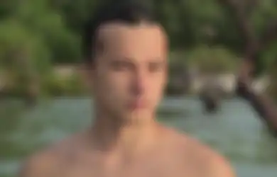 Nicholas Saputra Terima dan Tunggu Ajakan Lomba Renang. Netizen Respon Begini!