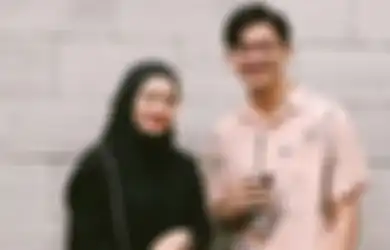 Rey Mbayang Minta Keikhlasan Doa, Sang Istri Dinda Hauw dan Putra Semata Wayang Dilarikan ke Rumah Sakit, Aktor Tampan Itu Langsung Tulis Pesan Pilu: Yang Sakit Satu Raga, Yang Tak Sehat Dua Jiwa