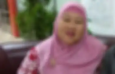 Innalillahi Wa Innailaihi Rojiun, Meninggal Dunia usai Jatuh di Kamar Mandi, Pelawak Rini S Bon Bon Mengembuskan Napas Terakhir dalam Keadaan Senyum, Adik Ungkap Hal Ini