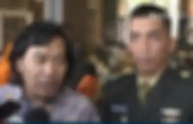 Keponakan Komeng Ternyata Lahir dari Keluarga Militer, Inilah Sosok Letda Zeni Barry Radya yang Dilantik Presiden Jokowi Jadi Perwira TNI, Tergabung dalam Satuan Bantuan Tempur RI