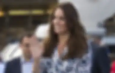 Pengin Pakai Wedges? Coba 3 Ide OOTD Kece dari Kate Middleton!