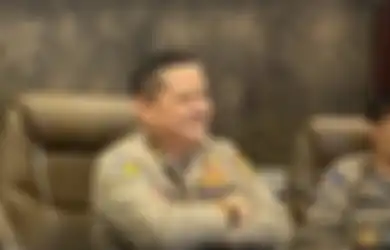 Status Bharada E Belum Tersangka, Mantan Kadiv Hubinter Polri Sentil Nomor Senpi yang Dimiliki Anggota, Foto Sosoknya Jadi Sorotan