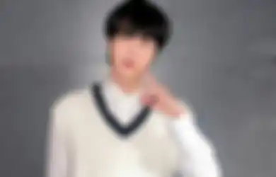 Jin BTS Hadiri Premiere film Emergency Declaration, Kode Jadi Aktor?