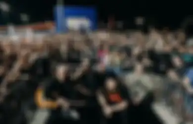 Konsernya Dibatalin, Wage War Bikin Set Akustik Dadakan di Parkiran!