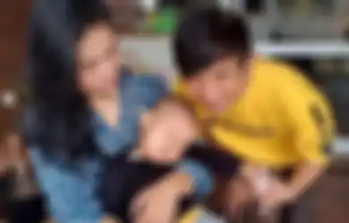 Nelangsa Digugat Cerai Sang Istri Padahal Baru Satu Tahun Bersama Karena Malu, Komedian Legendaris Ini Nikahi Fansnya yang Baru Lulus SMA, Begini Nasibnya Sekarang
