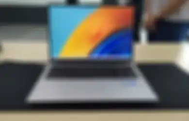 First Impression Huawei Matebook D16: Laptop 16 inch Paling Enteng!