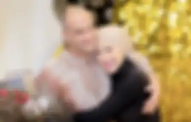 Ngaku Bisa Adu Ranjang Berjam-jam, Ferry Irawan Girang, Venna Melinda Mulai Mual dan Muntah bak Ibu Hamil: Udah Dari Pagi