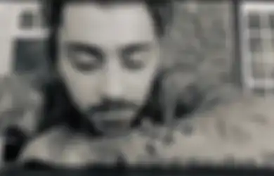 Gara-gara Cover Lagu Night Changes, Netizen Bahas Lagi Keluarnya Zayn Malik dari One Direction 