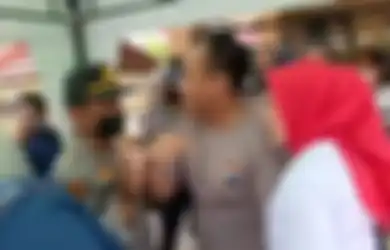 Dilapori Istri yang Merasa Dilecehkan Wartawan, Kasat Lantas Polres Madiun Kota Emosi Sampai Buka Baju Dinas: Orang Tuanya Menitipkan ke Saya untuk Dilindungi