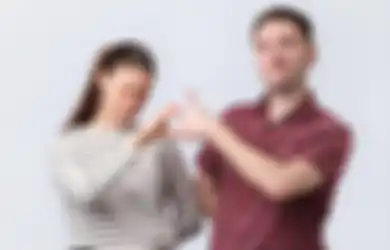 4 Alasan Kita Sering Terjebak Friendzone, Terlalu Menerima Dia?