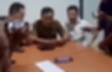 'Apakah Cara Minta Maaf Itu Tulus?' Hotman Paris Punya Cara Jitu Bikin Anggota DPRD Palembang Penganiaya Wanita Tak Berkutik, Foto Tampang Pelaku Disebarkan
